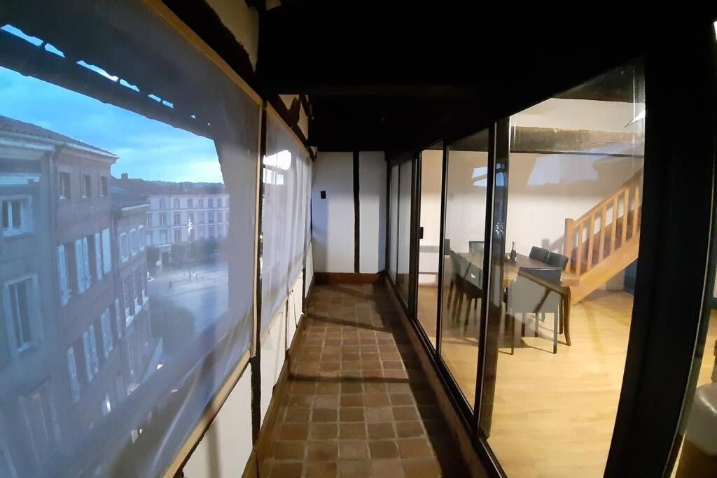 Appartement Exceptionnel 4 Etoiles Hyper Centre Albi 65 M2 Au 4Eme Etage Sans Ascenseur Avec Une Tour Du 12Eme Siecle 외부 사진